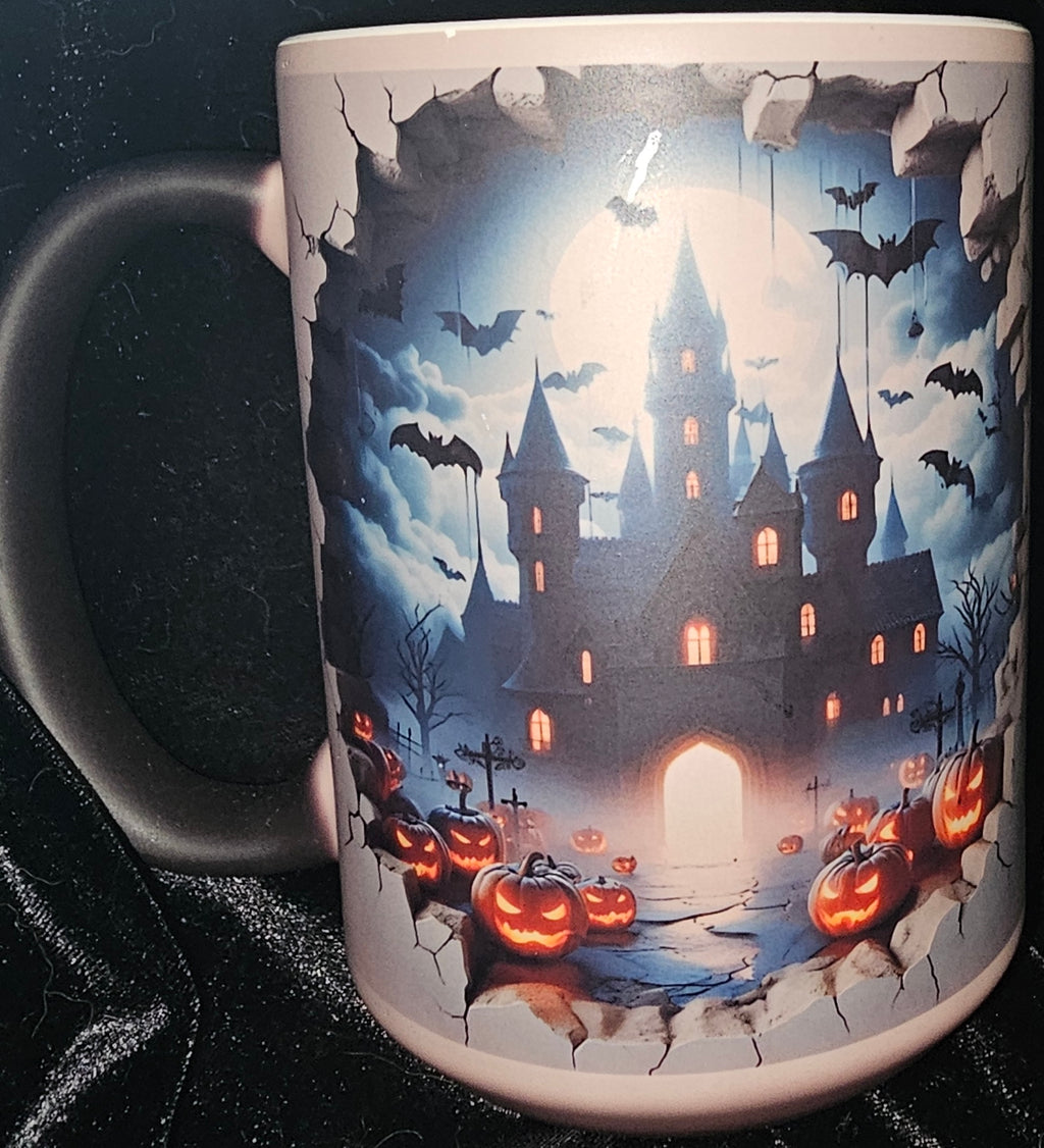 Bats and Creepy House 15oz Color Changing Coffee Mug
