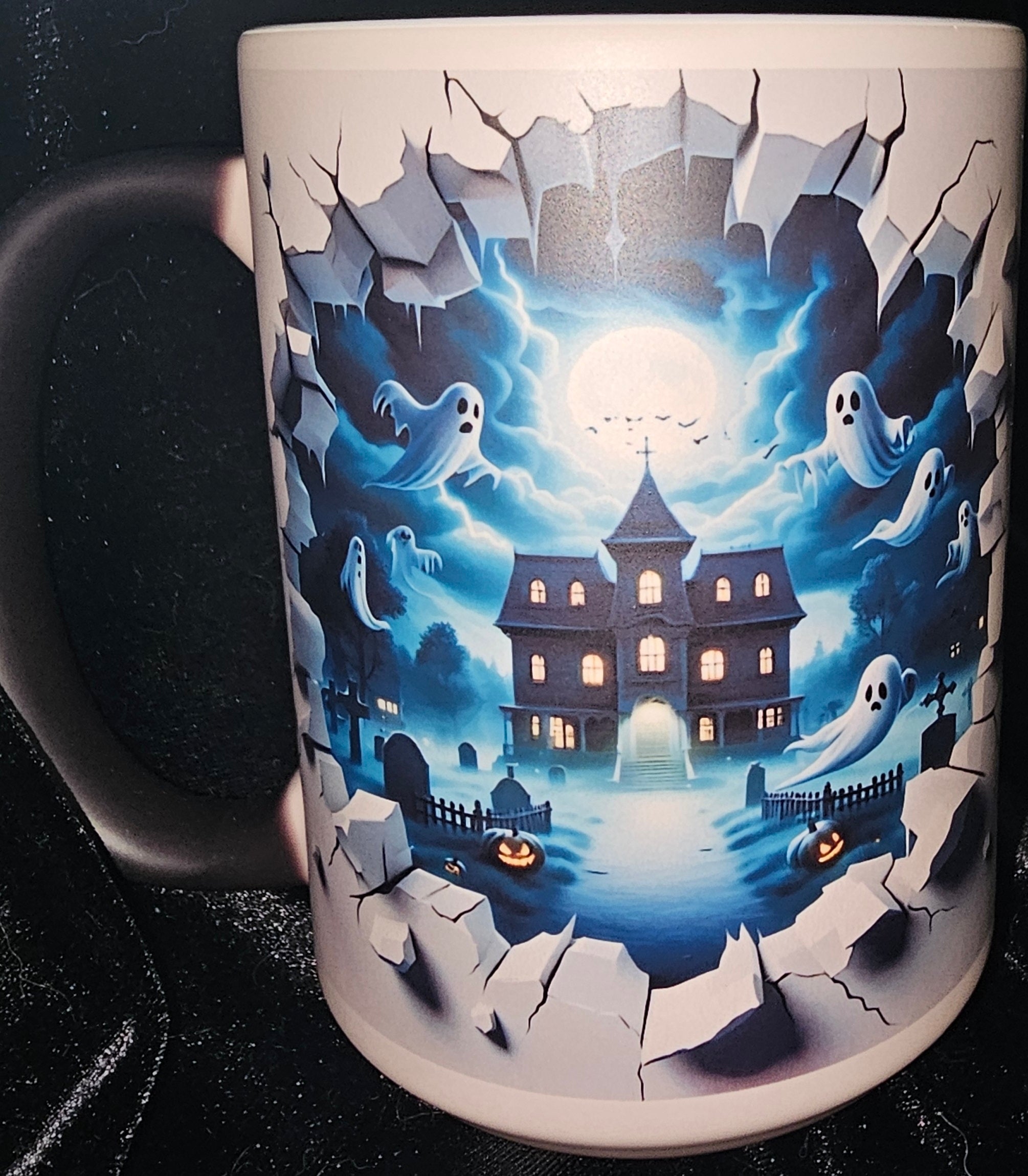 Haunted House 15oz Color Changing Coffee Mug